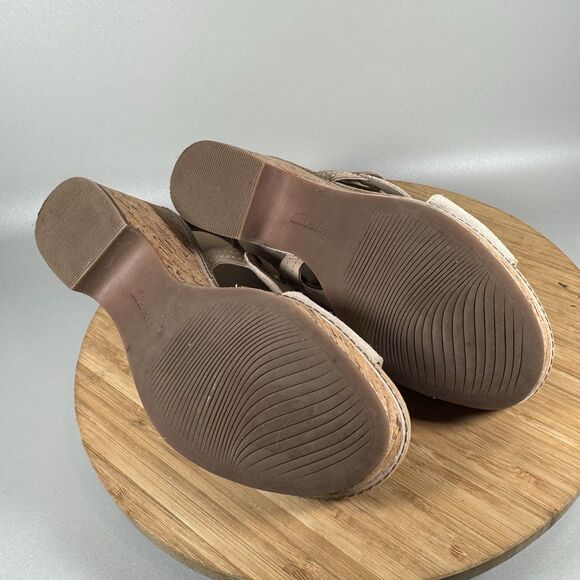 Clarks Women's Giselle Loop Wedge Sandal Beige Size 10 M - Picture 6 of 7